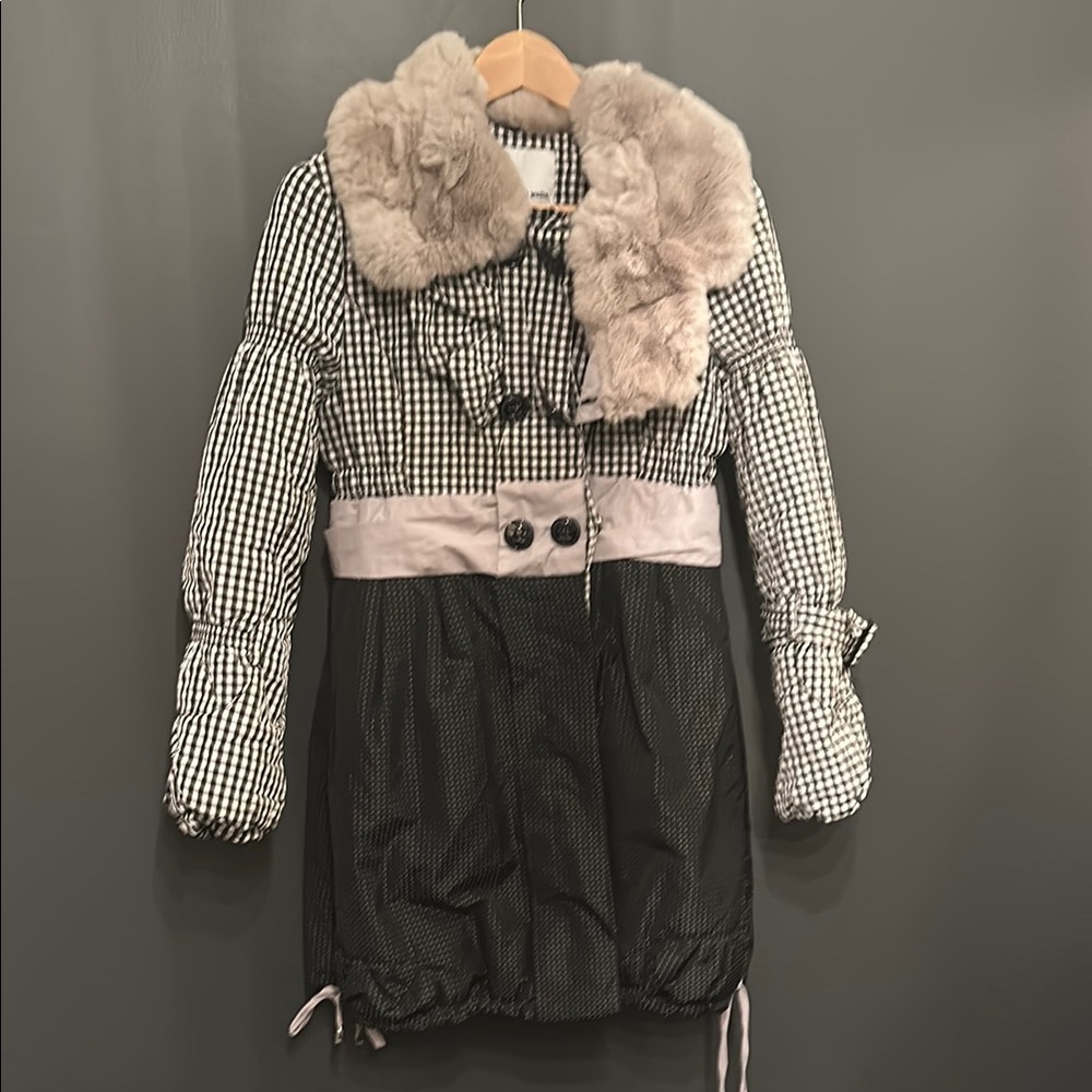 Moon in Wells Black and White Checkered Coat with Faux Fur Collar